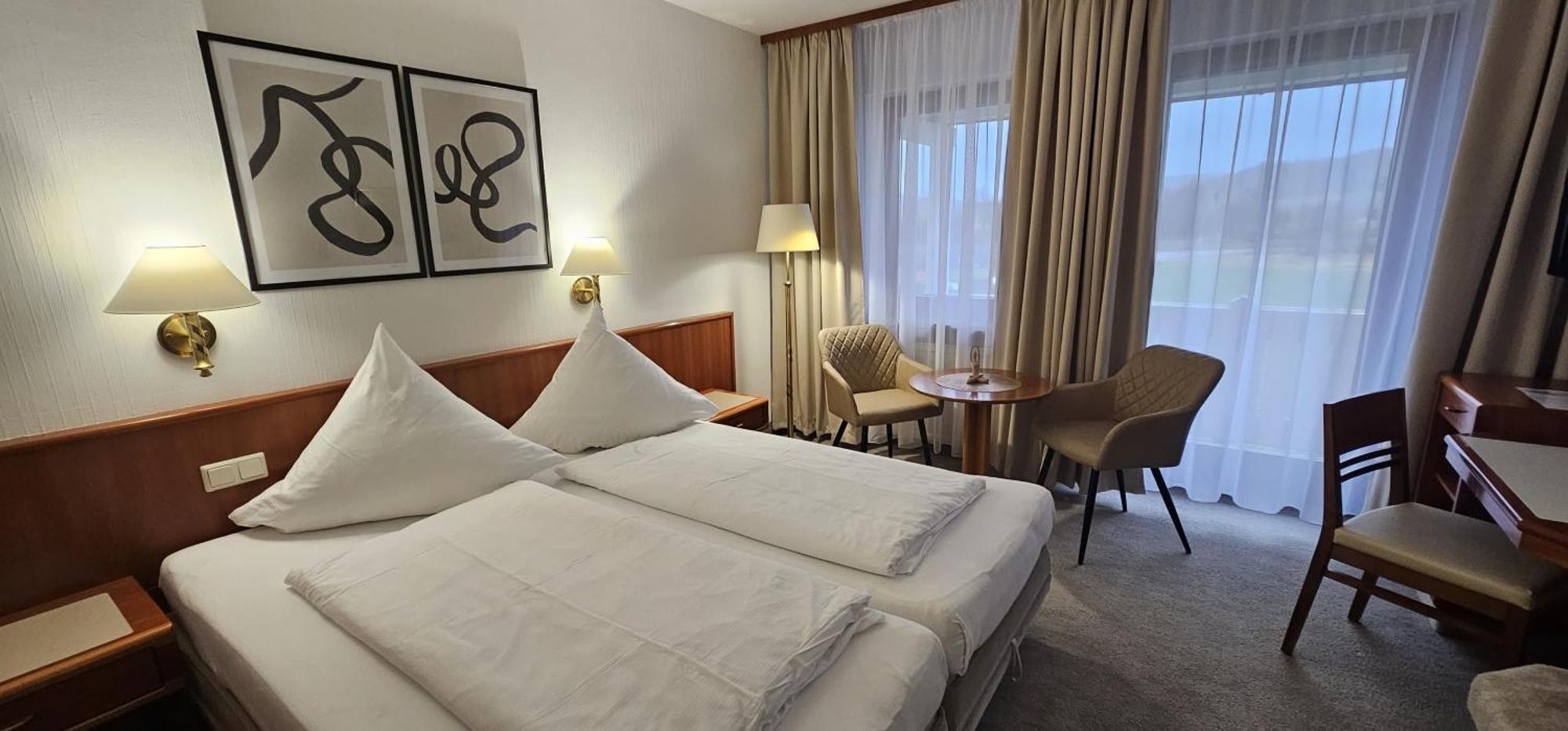 Hotel Garni Vierjahreszeiten Бад Щафелщайн Екстериор снимка
