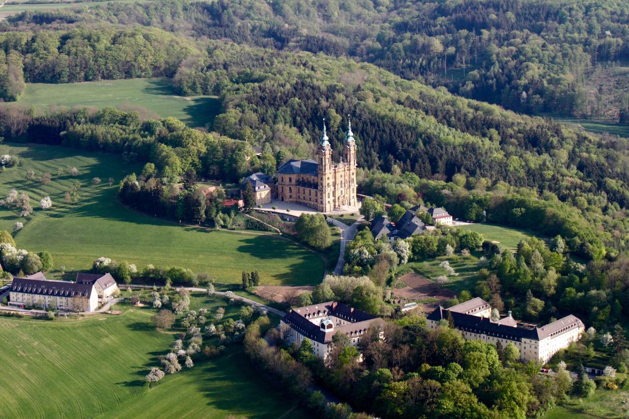 Hotel Garni Vierjahreszeiten Бад Щафелщайн Екстериор снимка